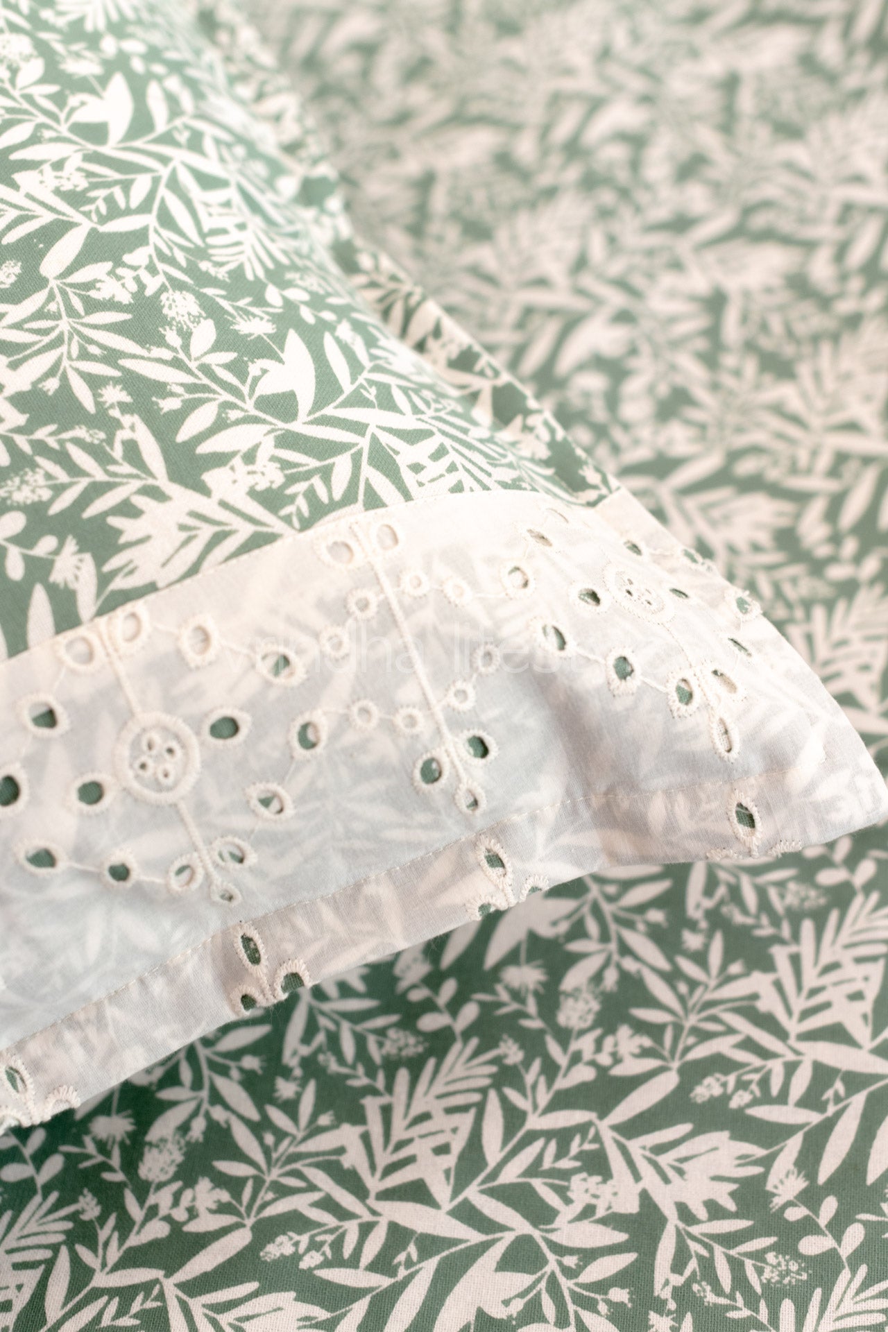 COTTON BED SHEET with cotton pillow covers with lace detailing -Single