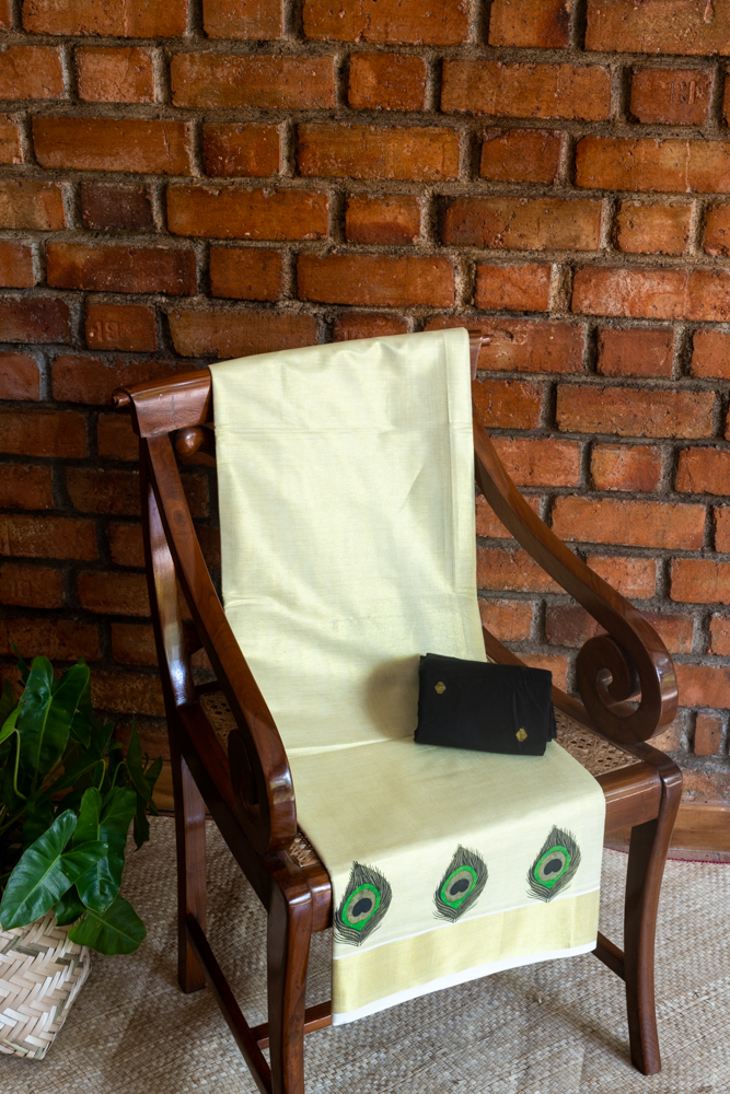 KERALA TISSUE SET SAREE-Mayilpeeli