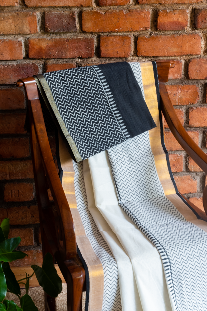 HANDBLOCK PRINTED KERALA KASAVU SAREE-Black