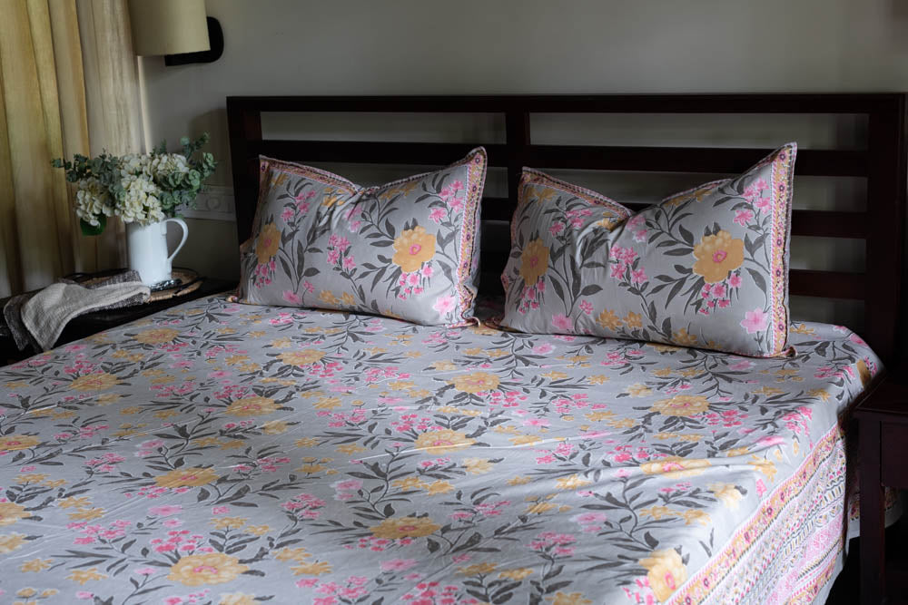 GULMOHAR BLOOM PRINT COTTON BEDSHEET SET-Queen size