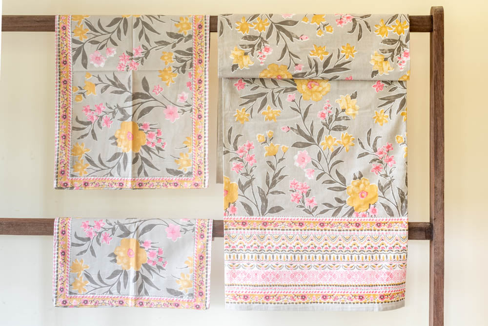 GULMOHAR BLOOM PRINT COTTON BEDSHEET SET-Queen size