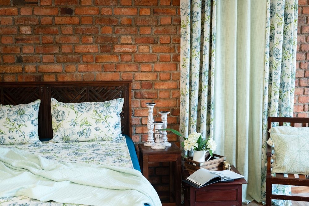 FLORAL COTTON BEDSHEET with plain border-Queen size