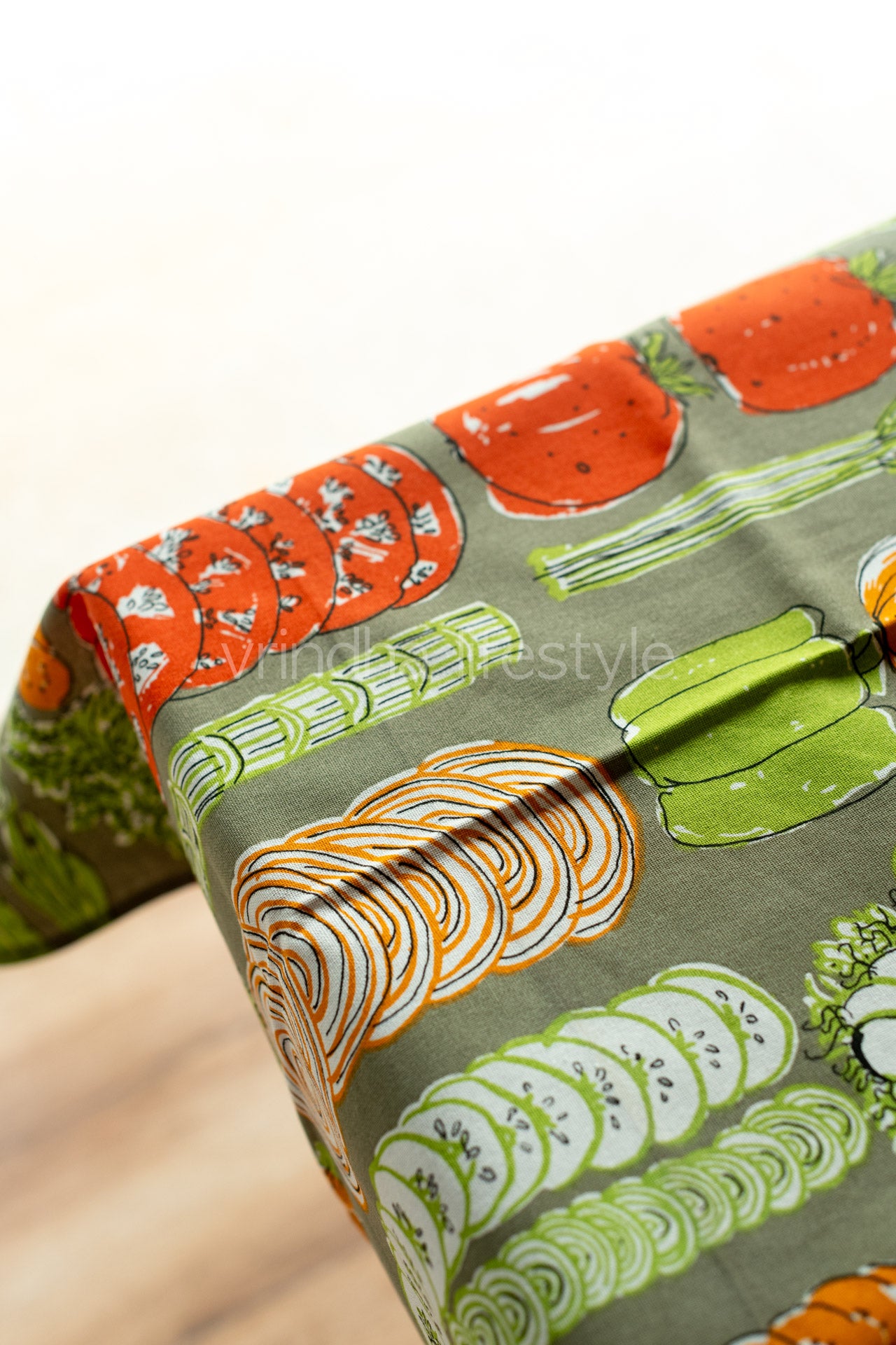 Printed table cloth -coffee table