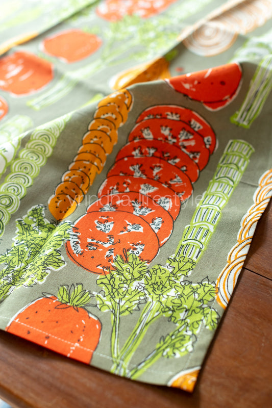 Printed table cloth -coffee table
