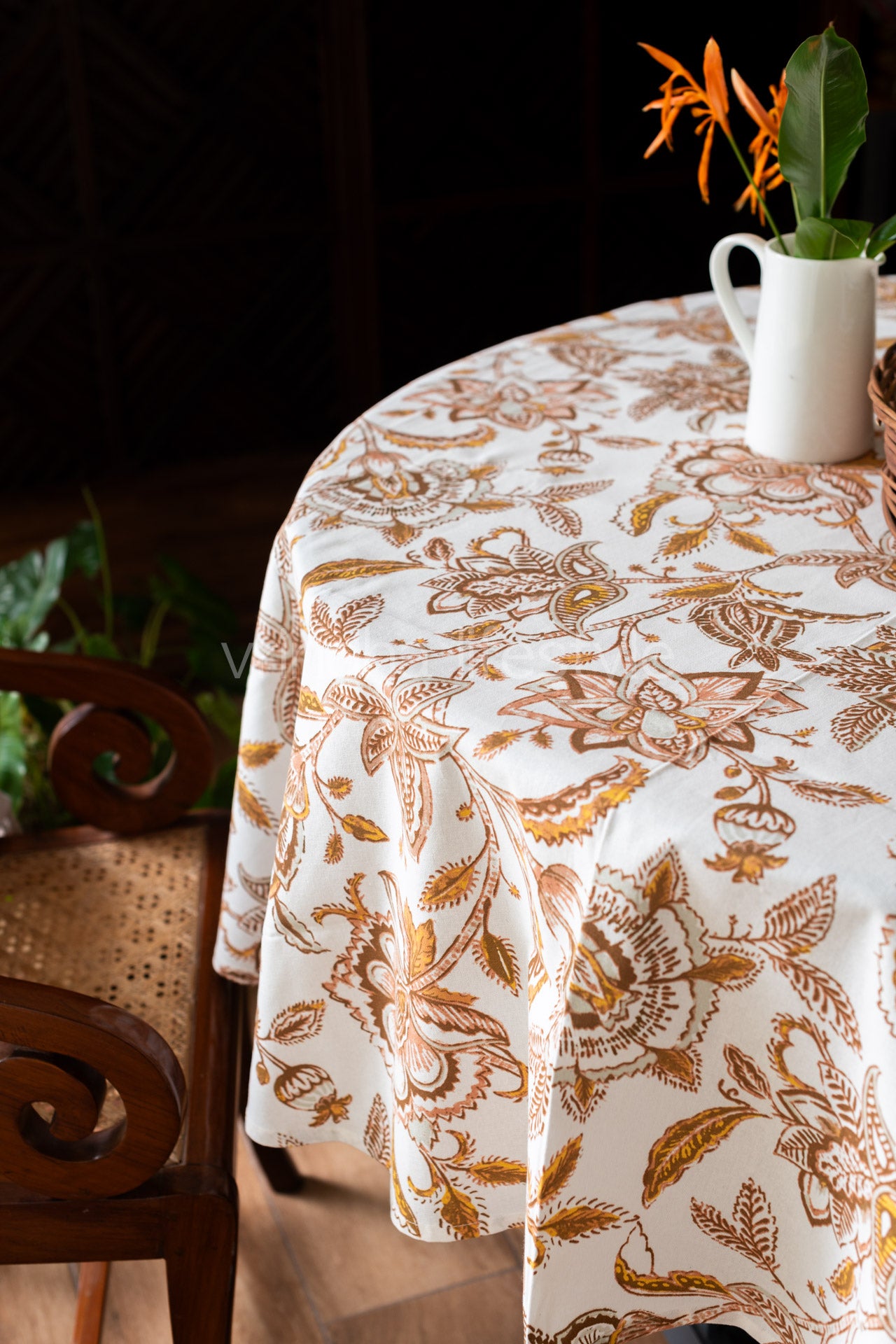 COTTON PRINTED TABLE CLOTH-60 inch Round-4 seater