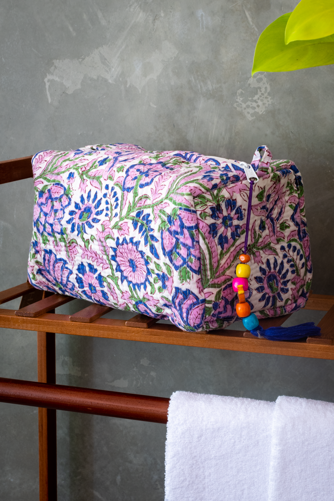 MULTI PURPOSE QUILTED TOILETRY BAG-Large