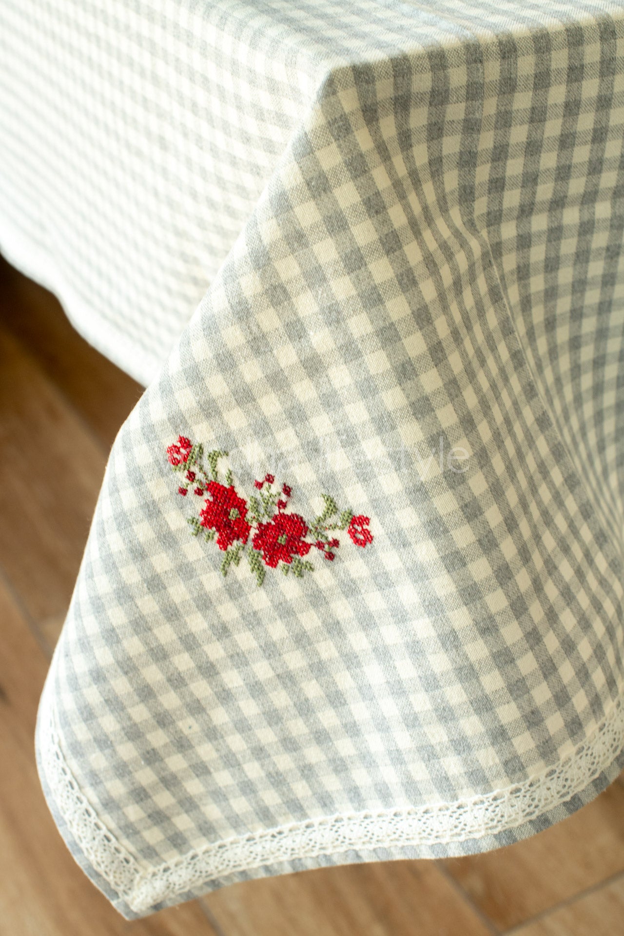 TABLE CLOTH with cross stitch embroidery -6 seater-customisable