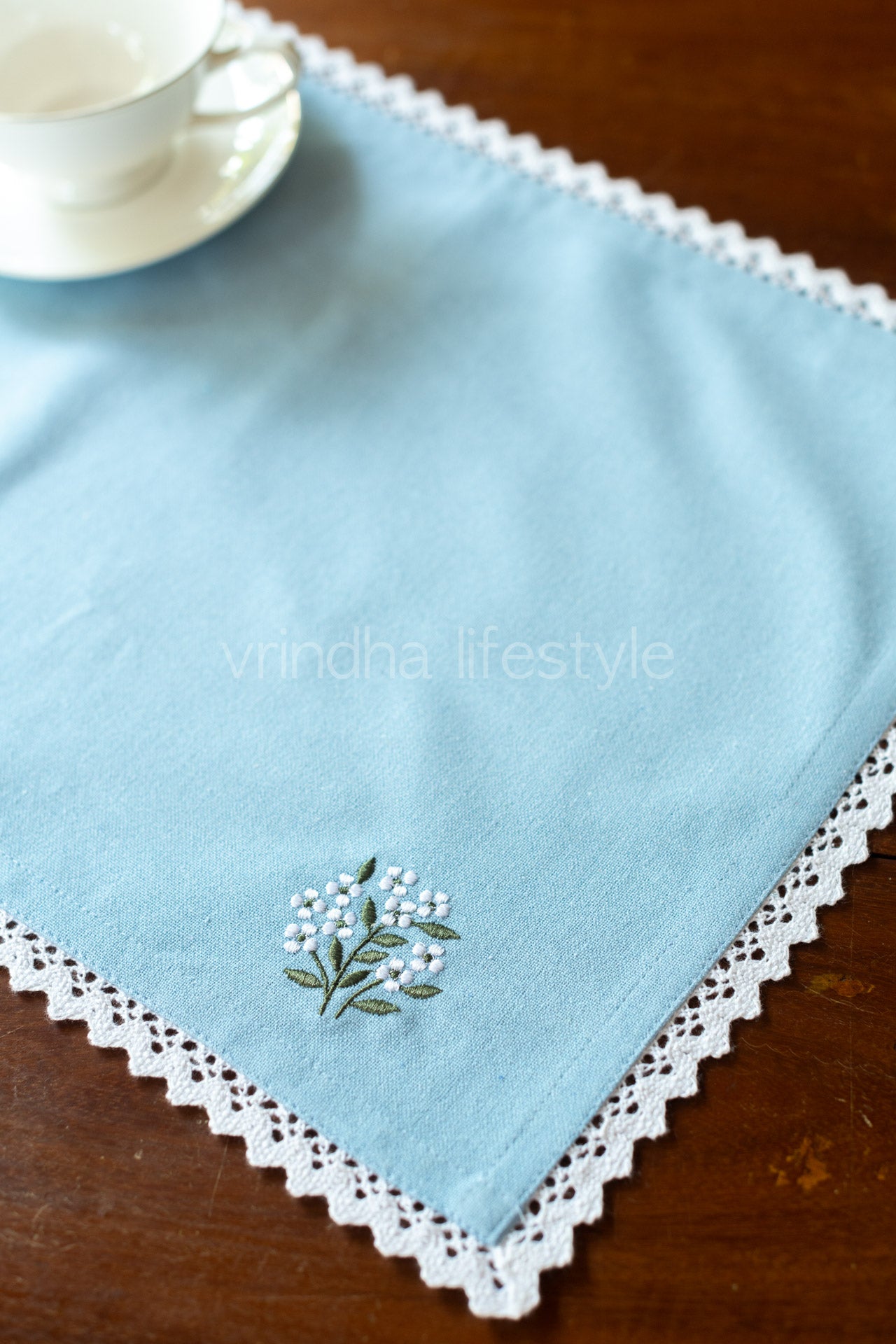 Cotton tray mat with embroidery and lace detailing