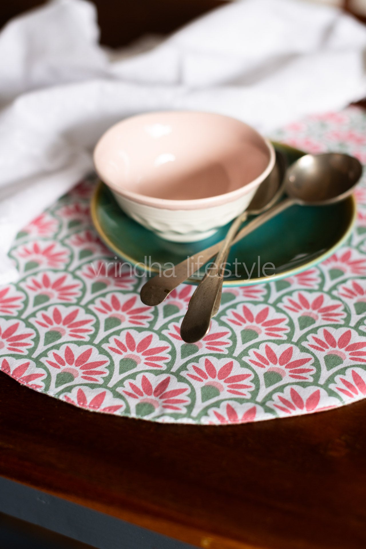 ROUND COTTON PLACEMATs ,reversible-16 inches-Set of 2