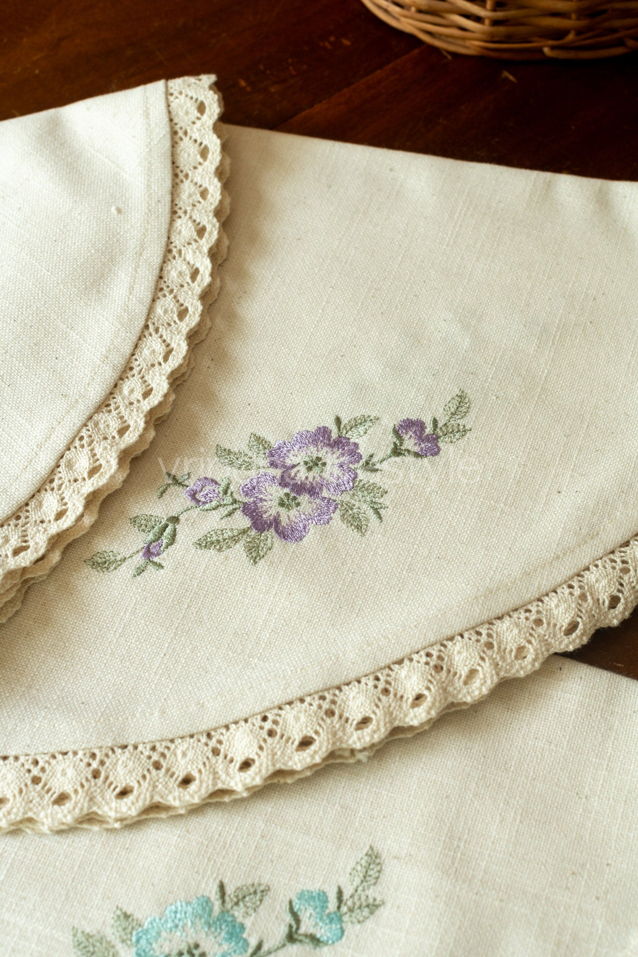 Round table mat with embroidery and lace detailing-24 inches-customisable