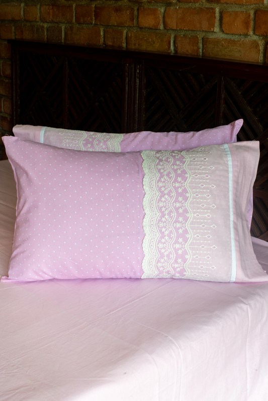 PLAIN COTTON BED SHEET WITH DESIGNER PILLOW COVERS