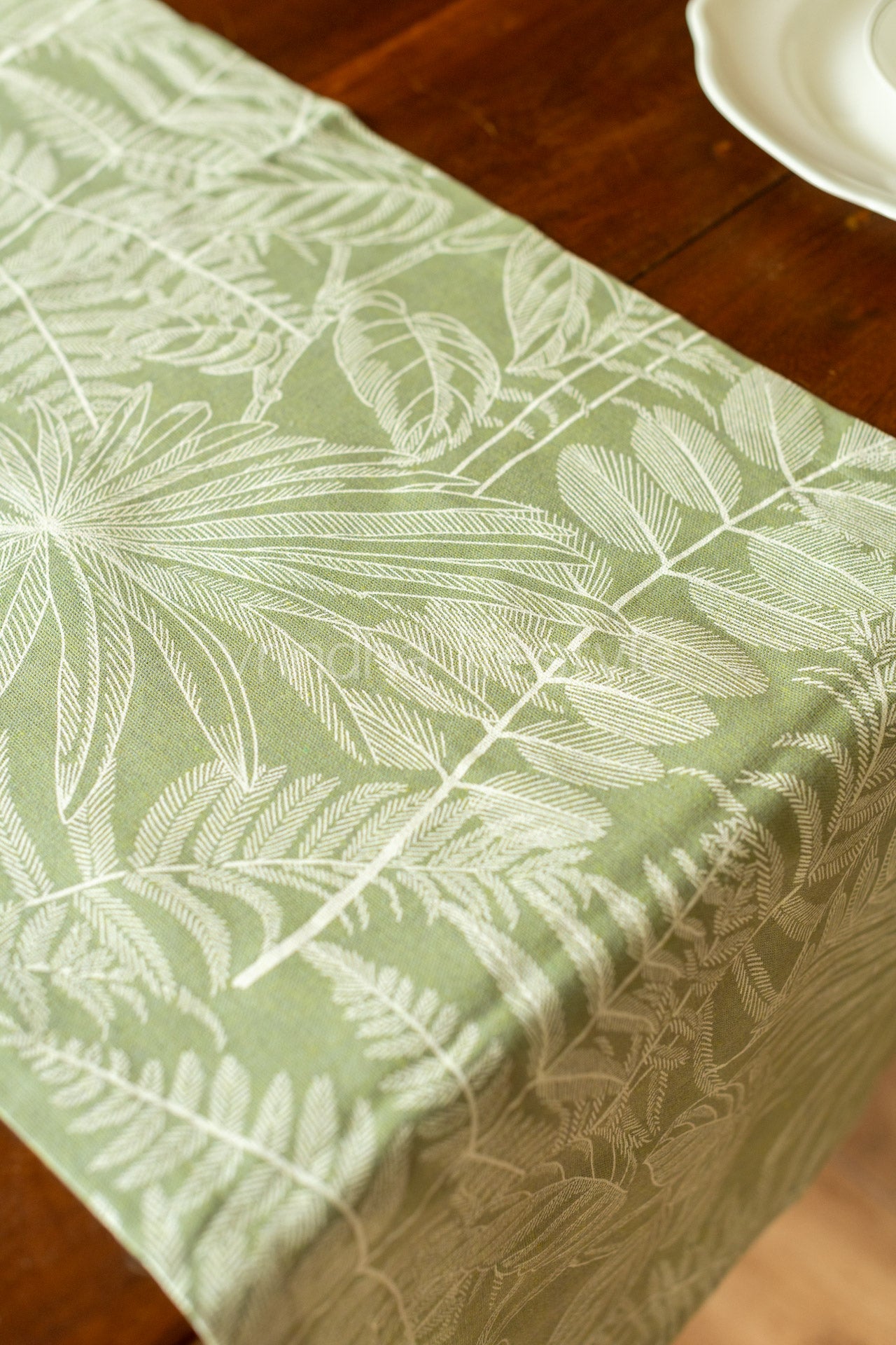 Cotton table runner 14x100 inches