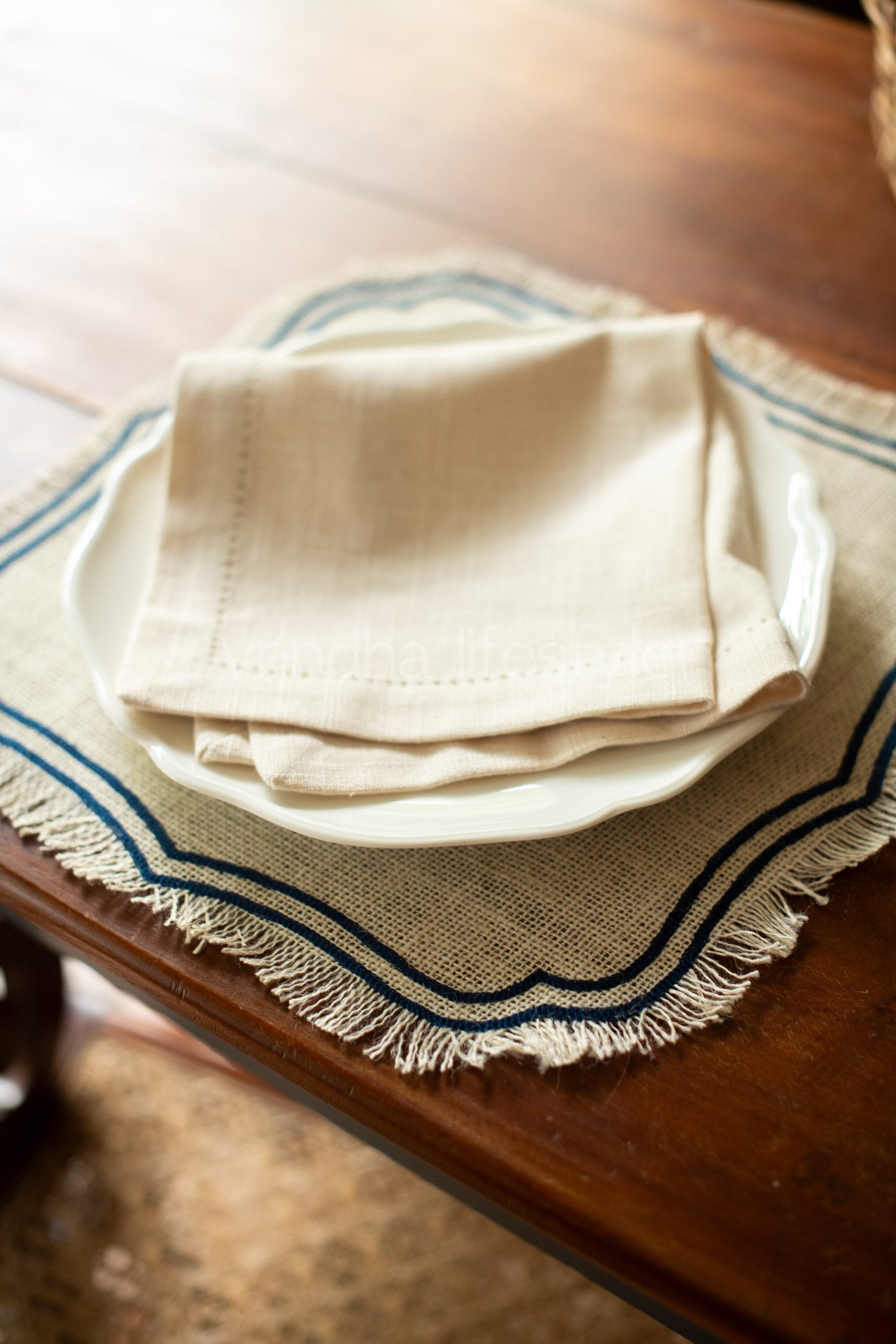 JUTE PLACEMATS ,15 inches-Set of 6
