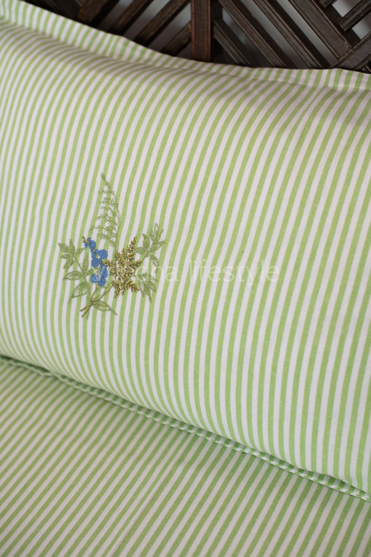 Cotton Bedsheet with cotton embroidered pillow covers with lace detailing -Single