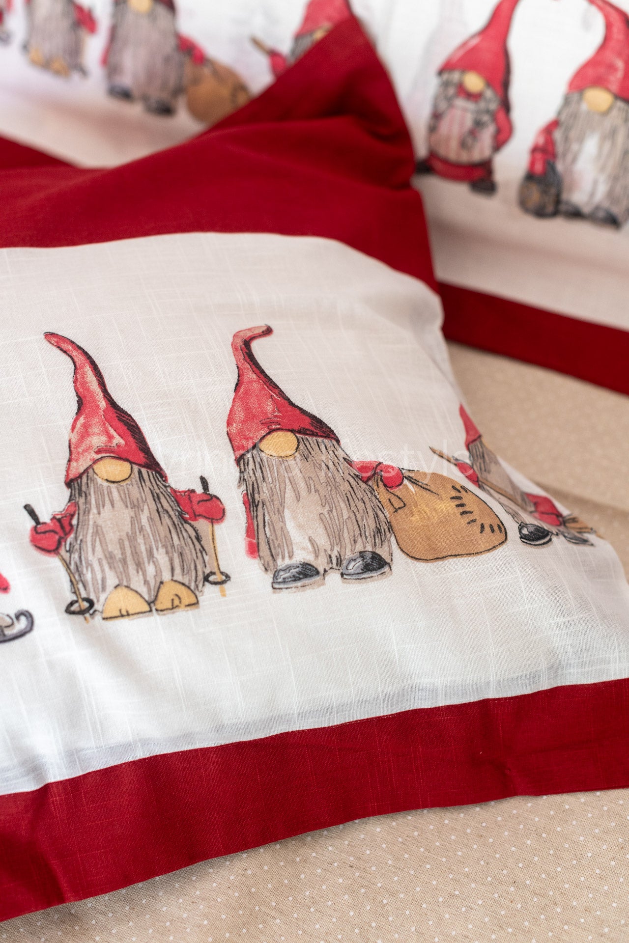 Printed cotton pillow cover-set of 2