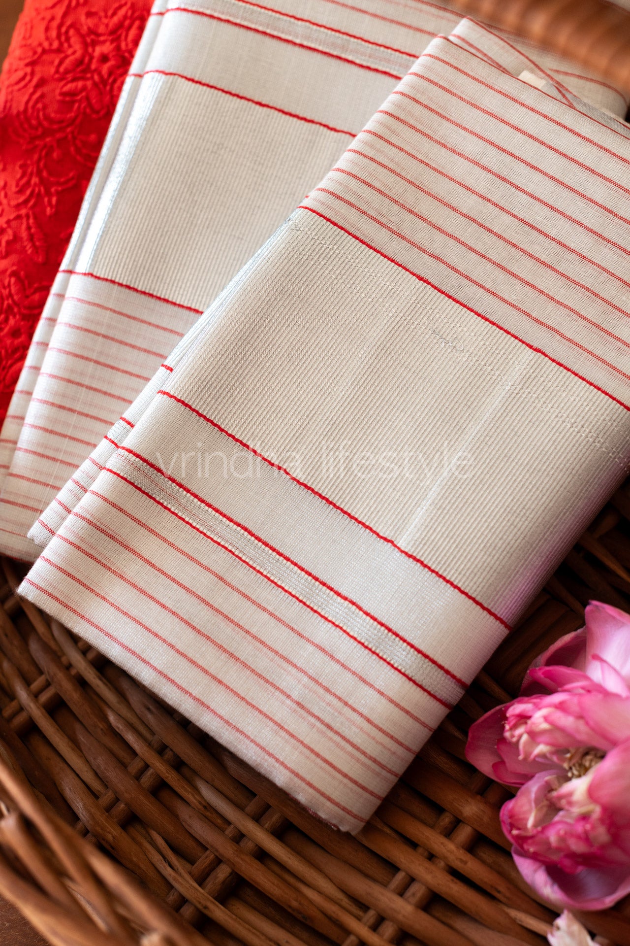 silver tissue set mundu