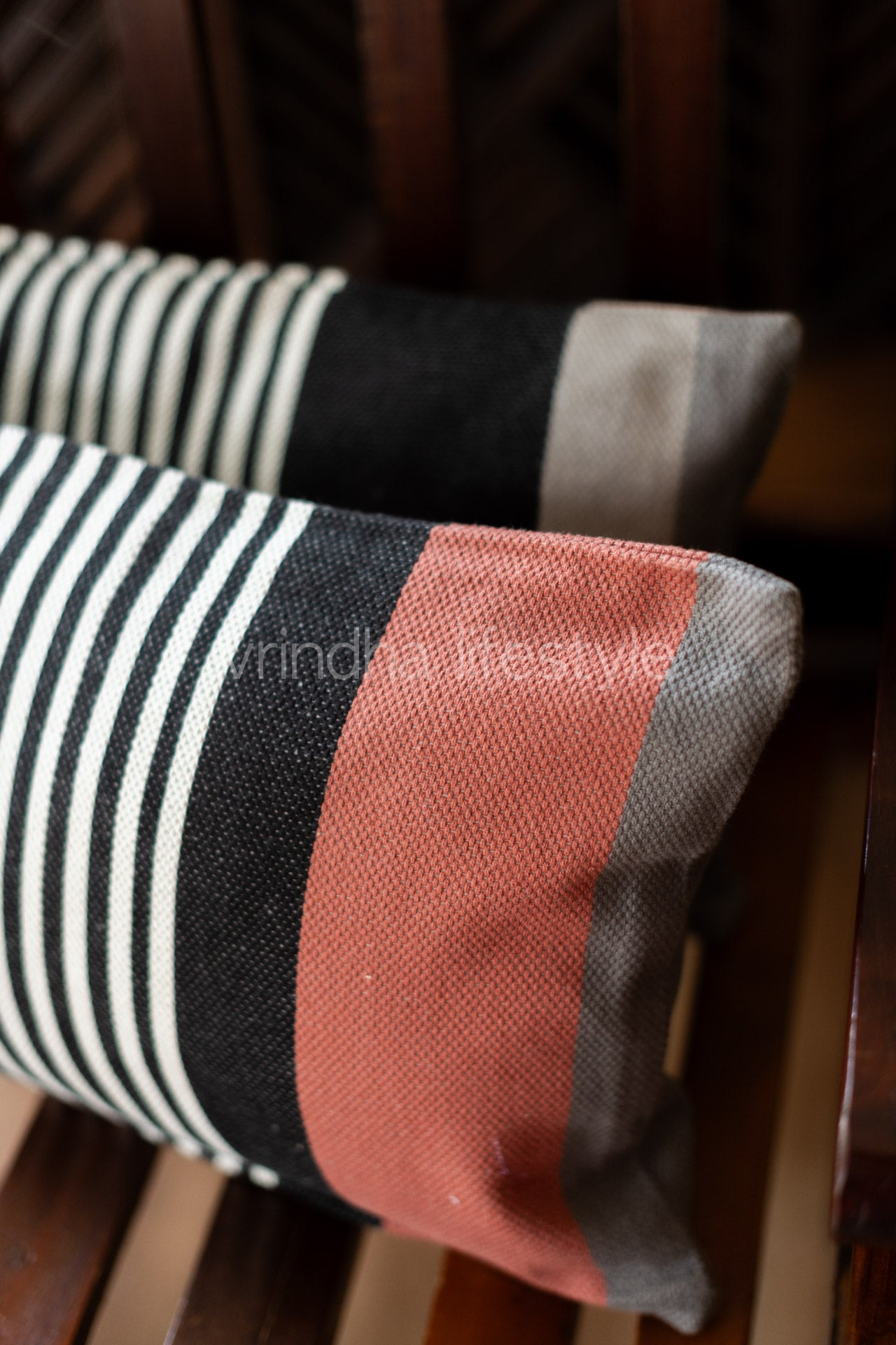 HANDLOOM COTTON LUMBAR CUSHION COVER ( Single unit )