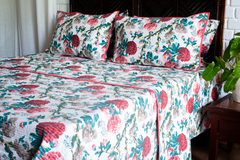 QUILTED BEDCOVER SET-Reversible – Vrindha Lifestyle