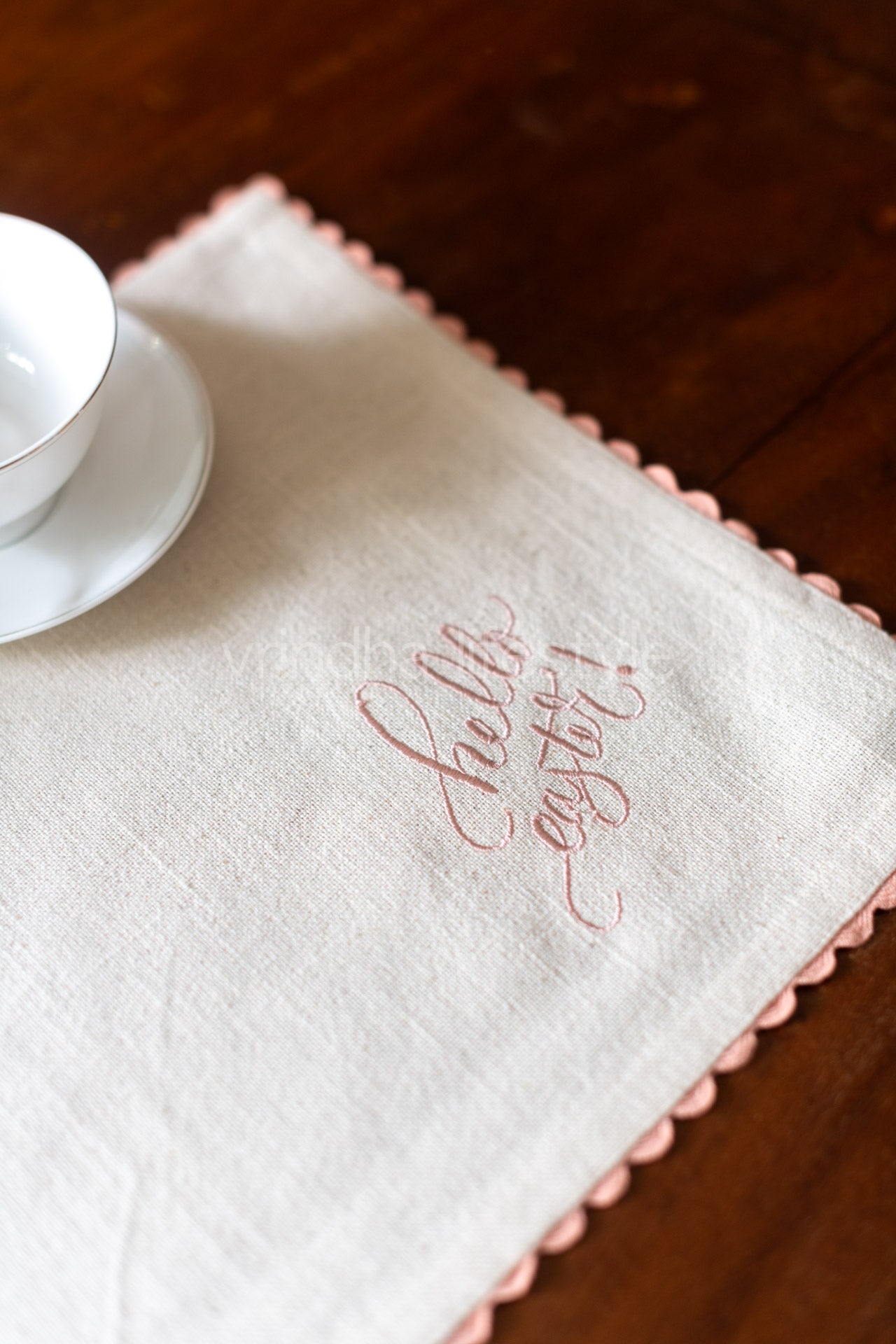 Cotton tray mat with embroidery and lace detailing