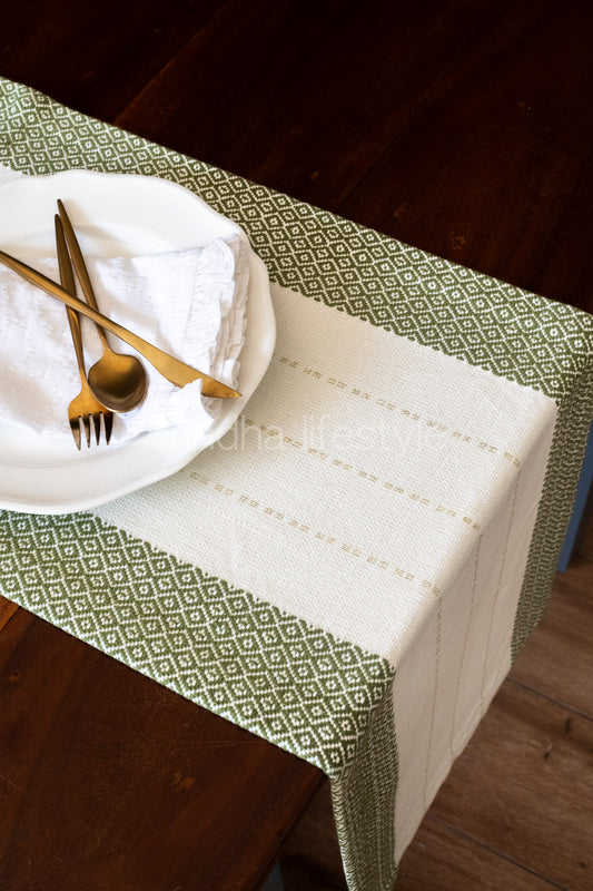 Cotton Woven table runner-4/6 seater