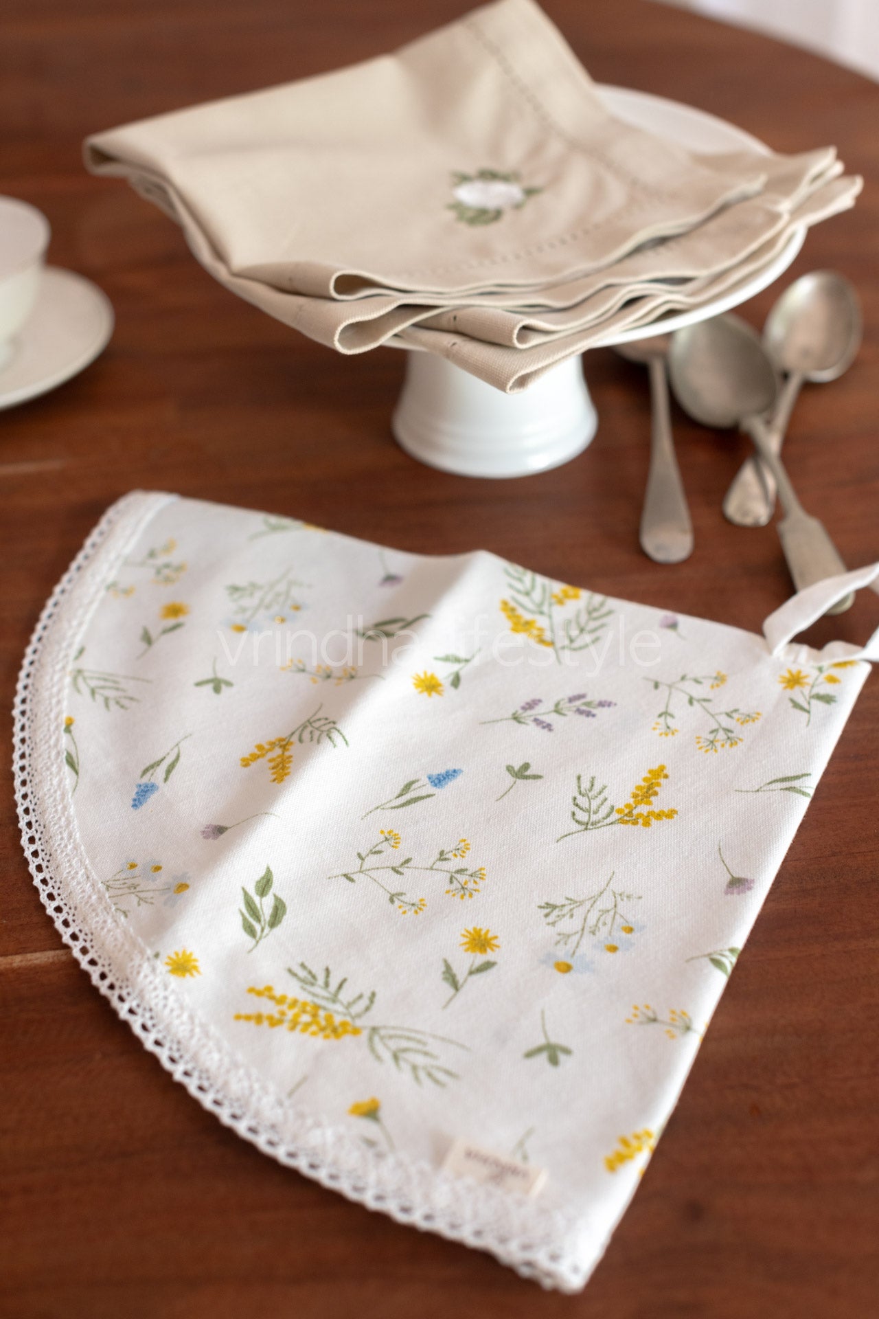 Printed cotton Kitchen towels-round tea towels/basket cover-Single unit
