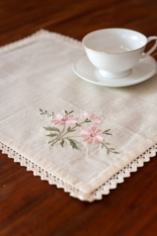Cotton slub tray mat with embroidery and lace detailing