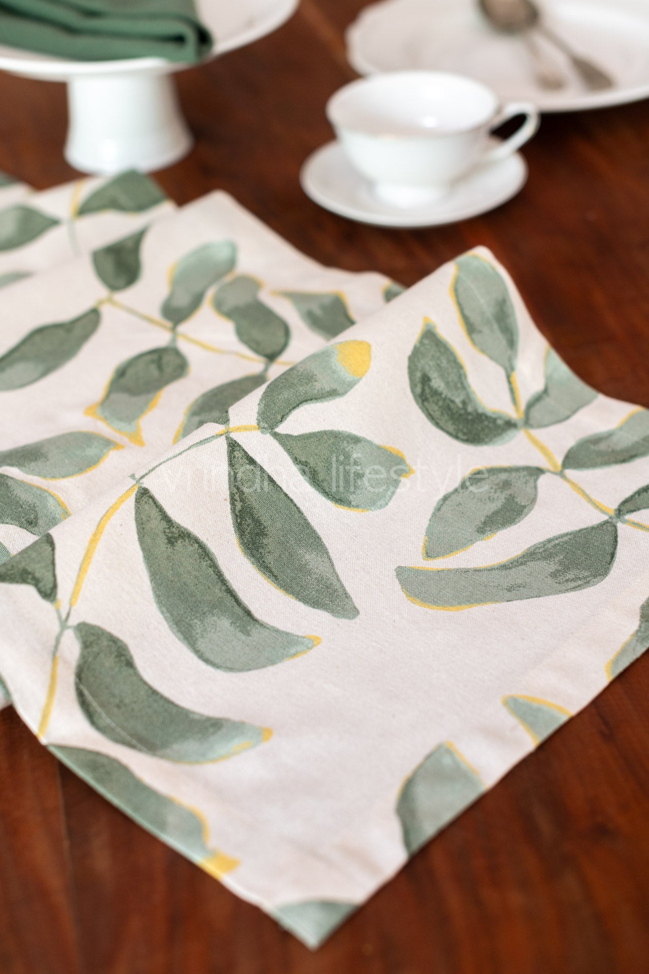 Cotton table runner 13x64 inches