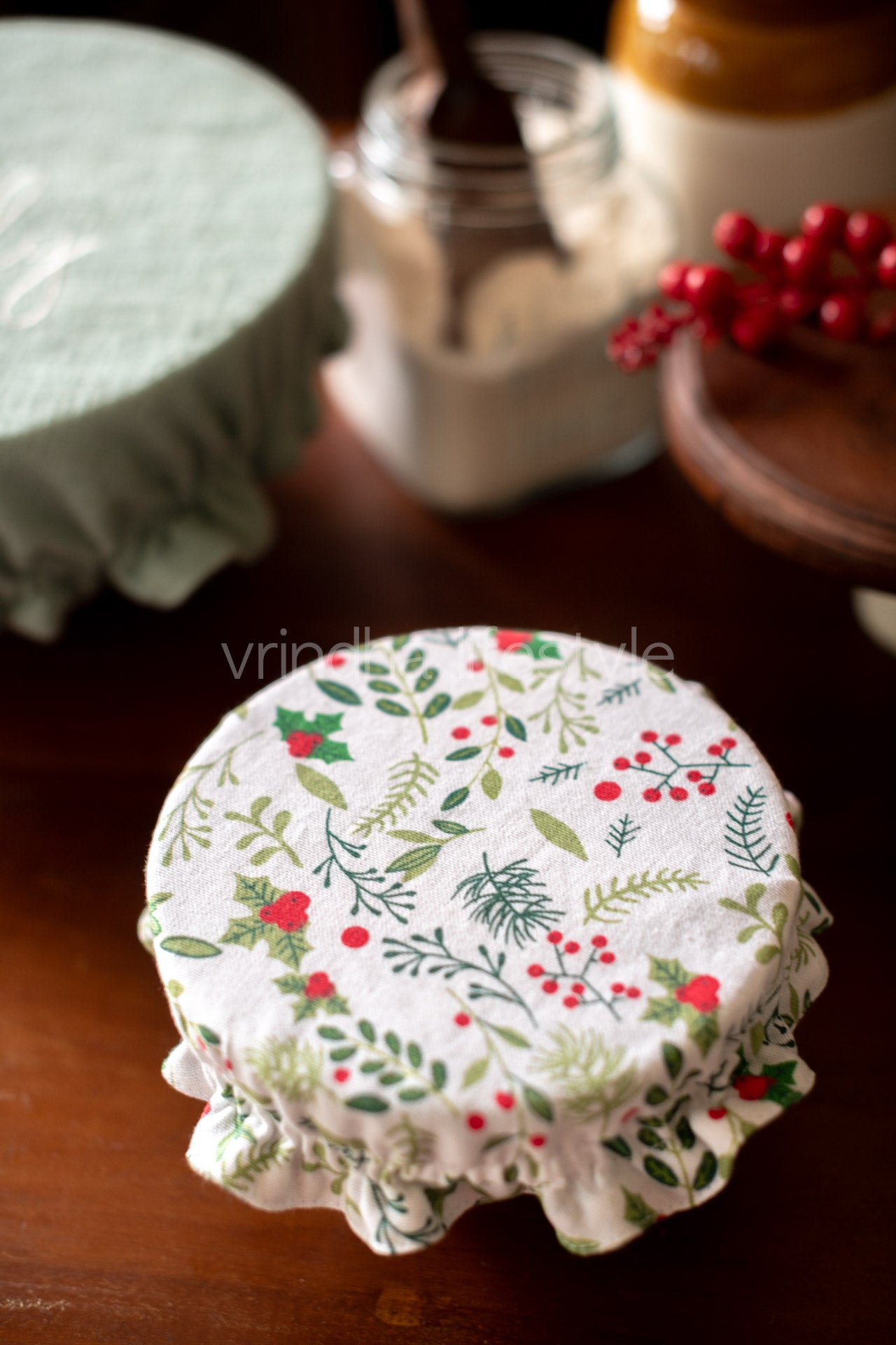 Embroidered reversible fabric bowl covers-Set of 2( Small and large)