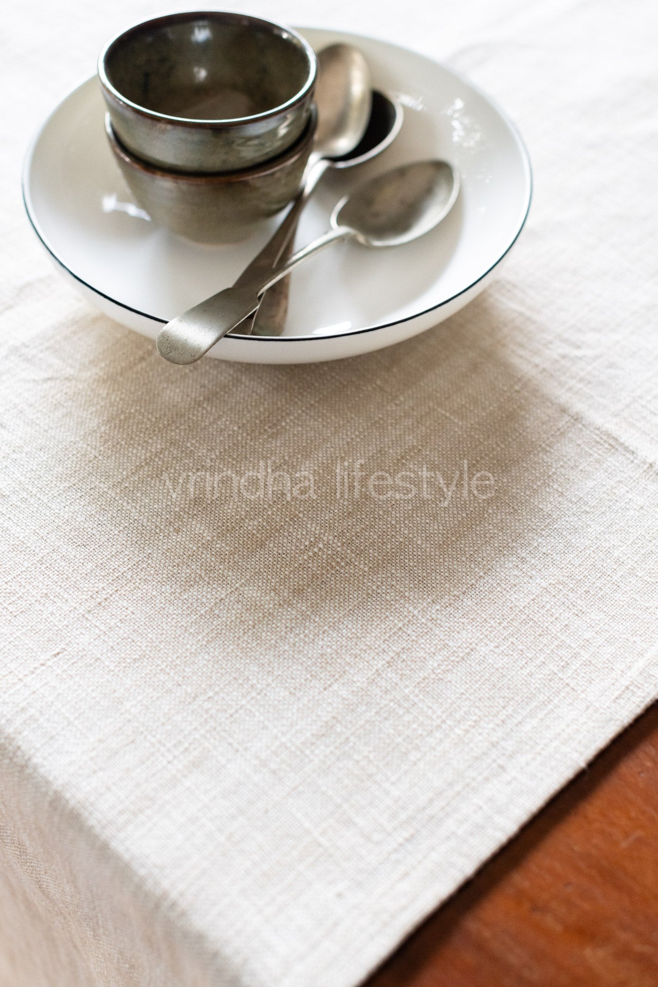 Handloom cotton Woven table runner with tassels-8 seater