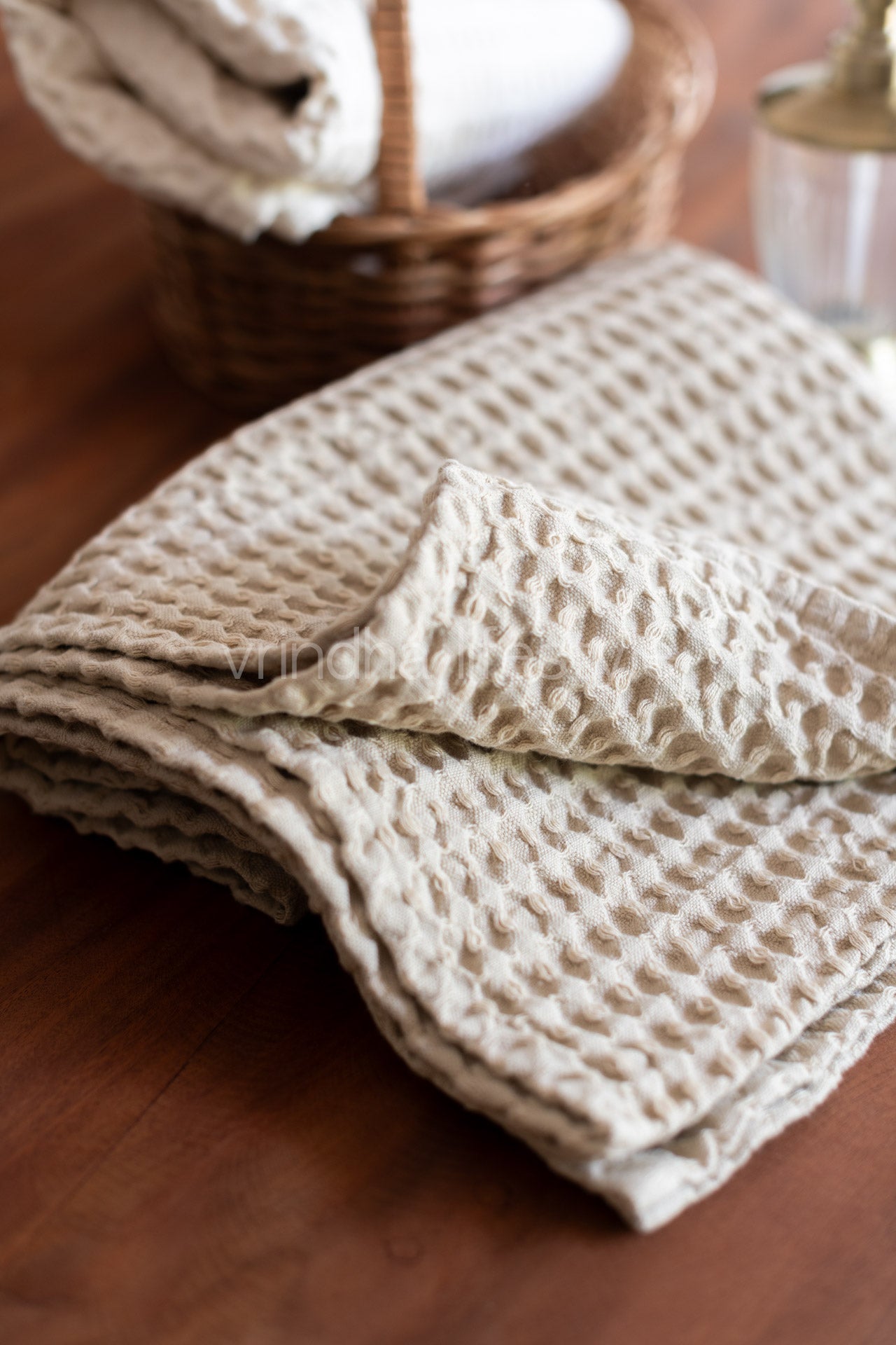 WAFFLE BATH TOWEL