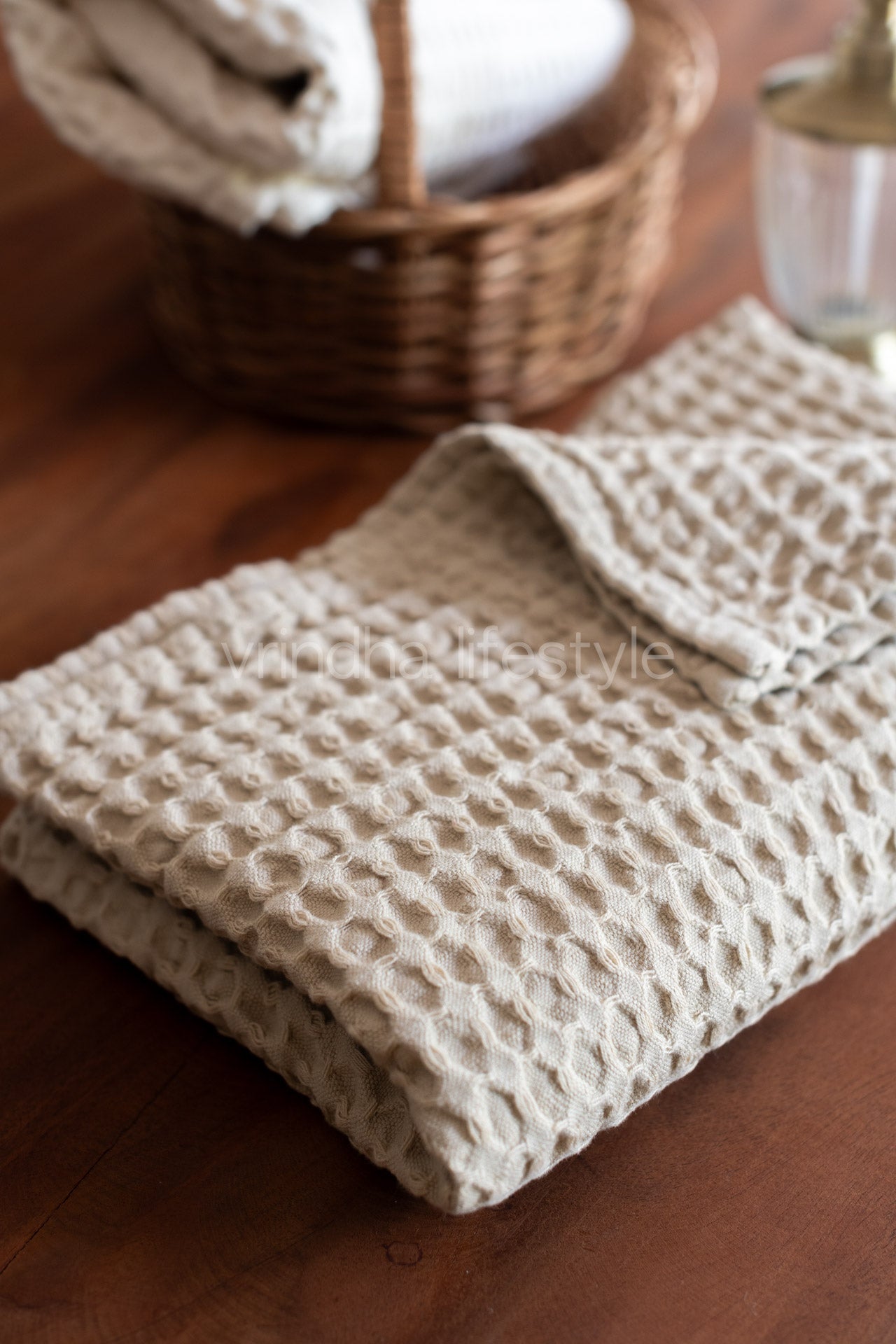 WAFFLE BATH TOWEL
