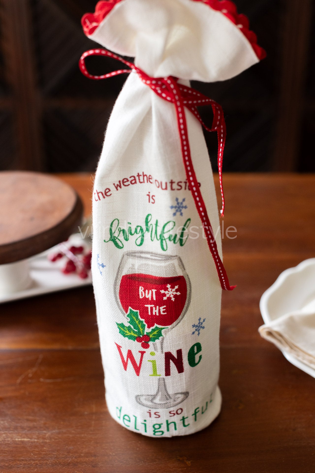 Fabric wine bottle cover