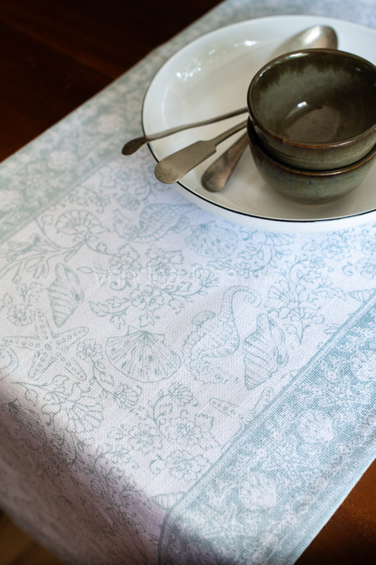 ocean treasure print table runner