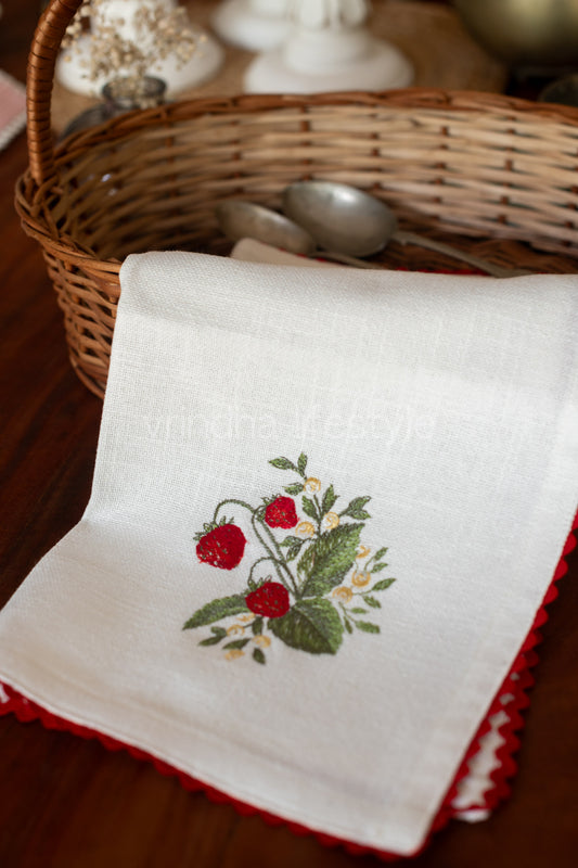 COTTON TABLE NAPKINS with  embroidery and lace detailing -Set of 2