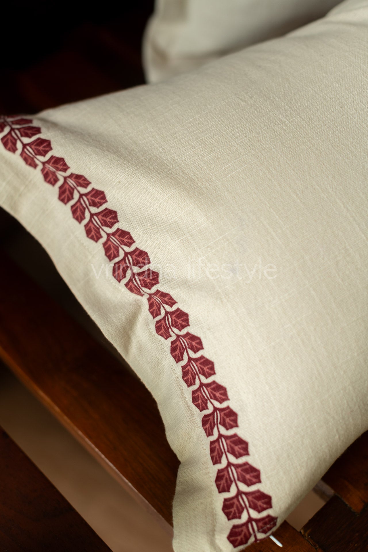Cotton printed pre-filled cushion-12x18 inches