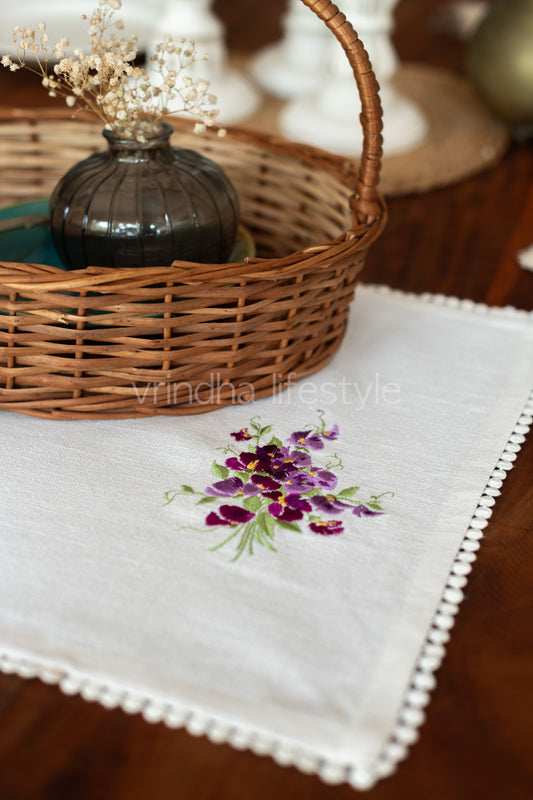 Cotton slub tray mat with embroidery and lace detailing