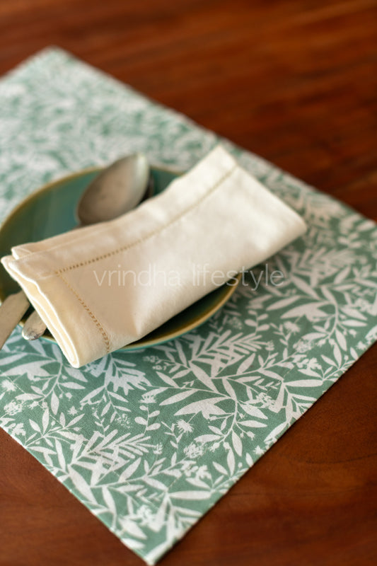 PRINTED PLACEMATS -Set of 6 placemats