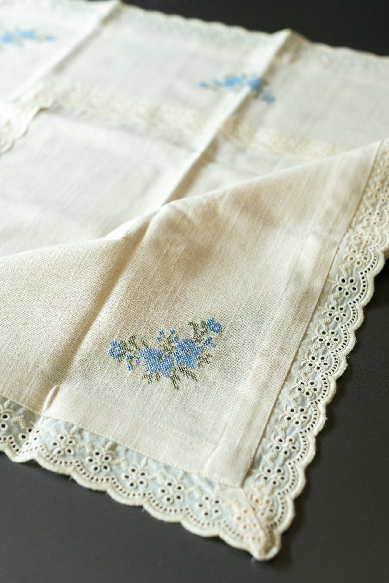 COFFEE TABLE CLOTH with embroidery -31x31 inches-customisable