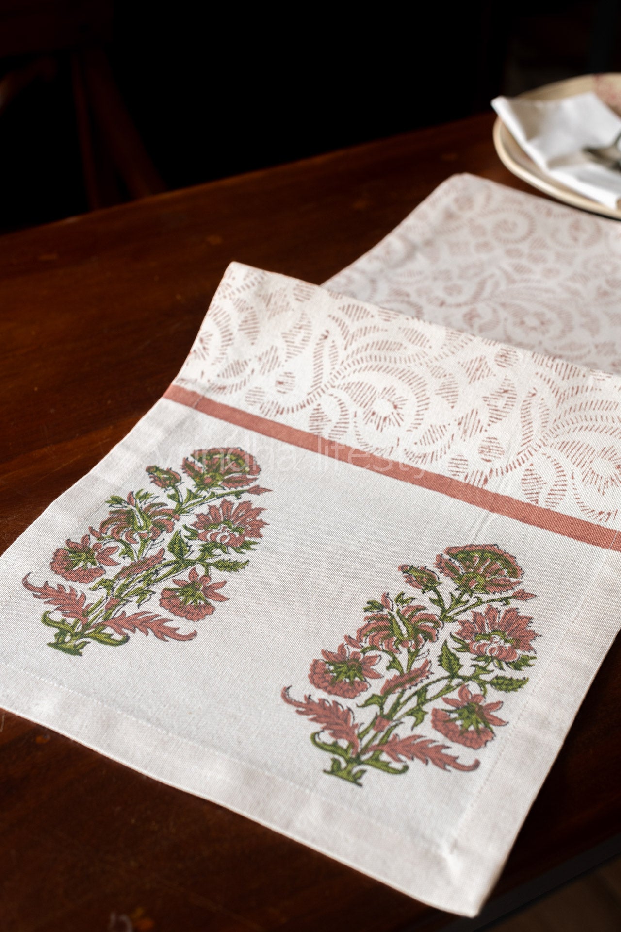 HAND BLOCK PRINTED TABLE RUNNER(12.5 x 59 inches)