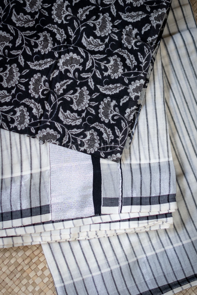 Mundum Neriyathum Double (Set Mundu) with Plain Black Border – Southloom  Handmade and Organics