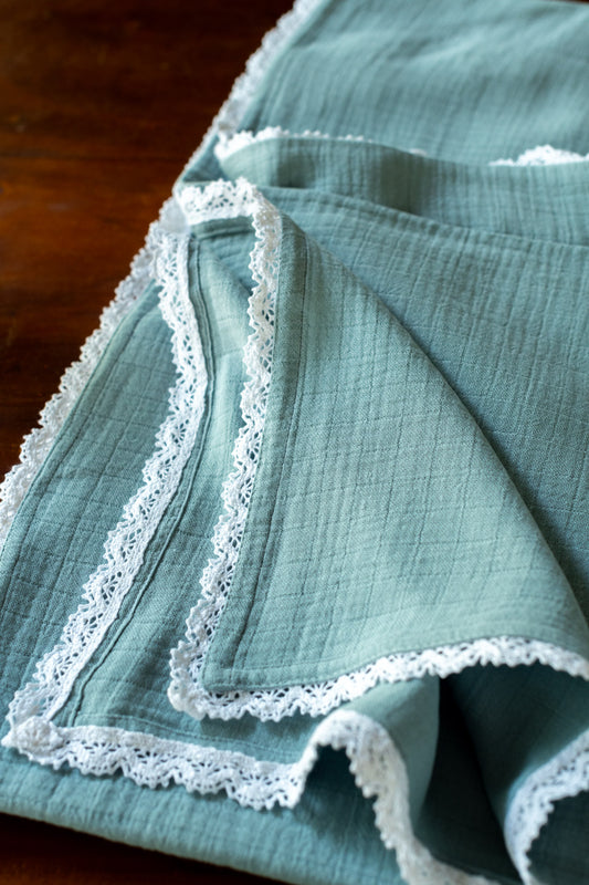 Soft muslin blanket with lace detailing-60x84 inches-single size