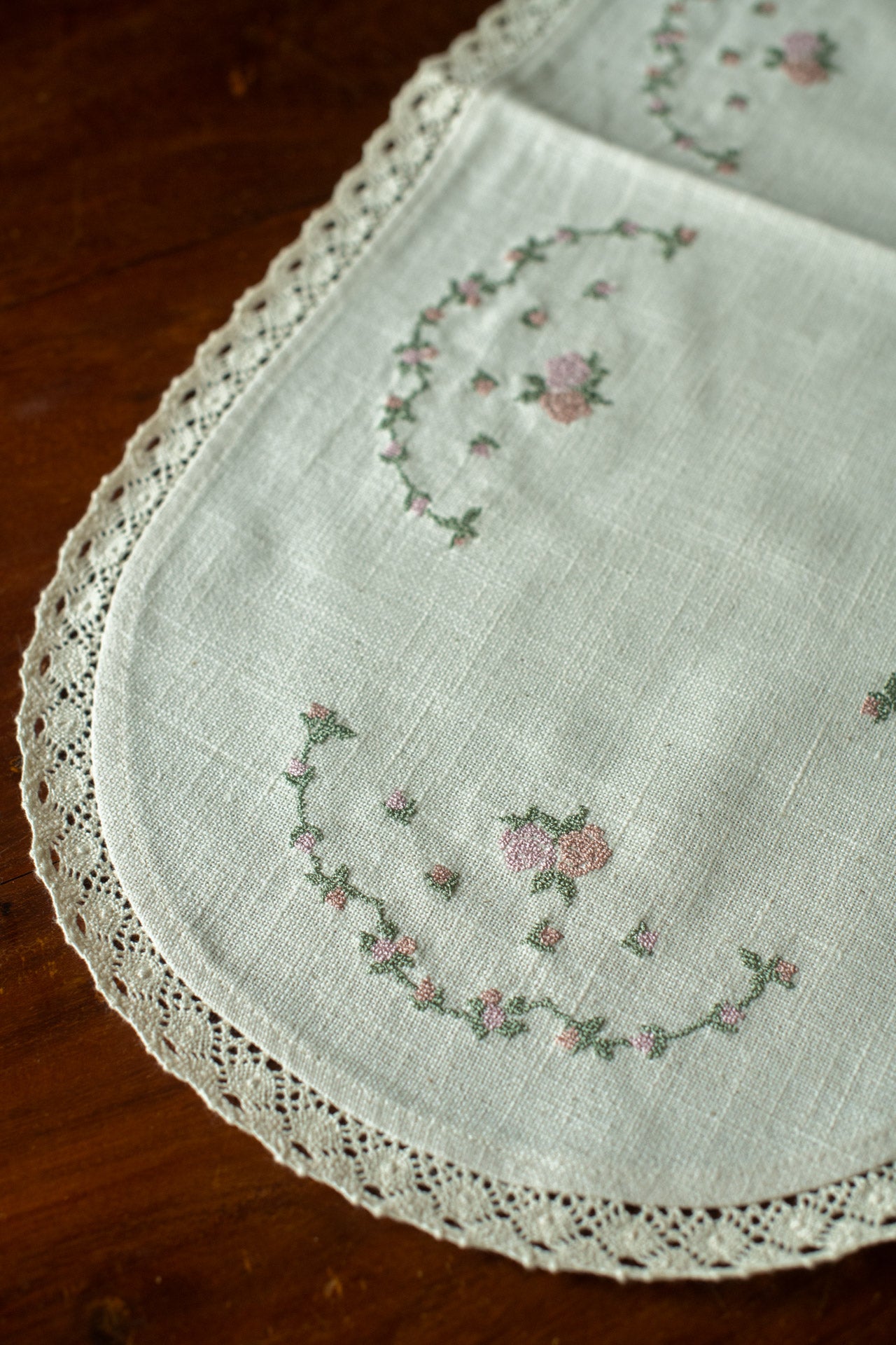 Cotton table runner with cross stitch embroidery and lace detailing -customisable