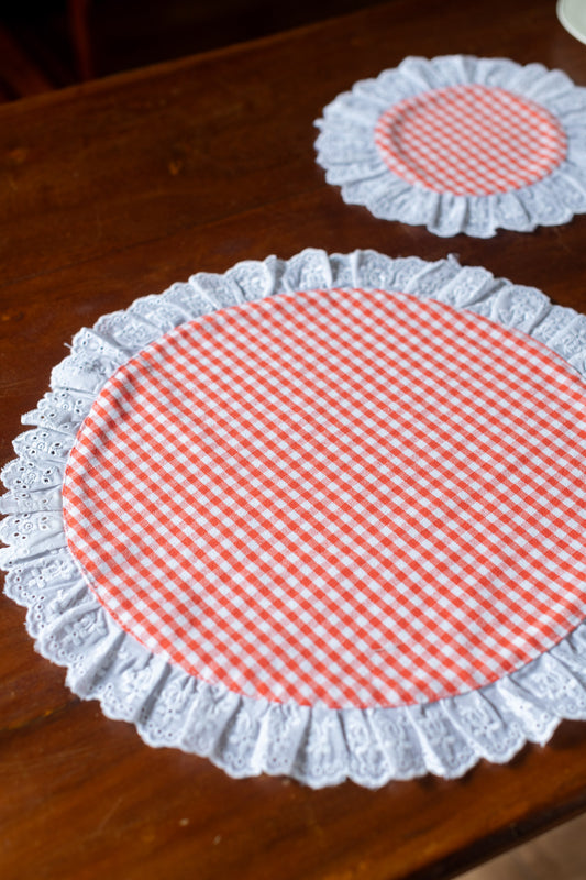 Gingham cotton placemat with lace detailing ,14 inches-Single unit