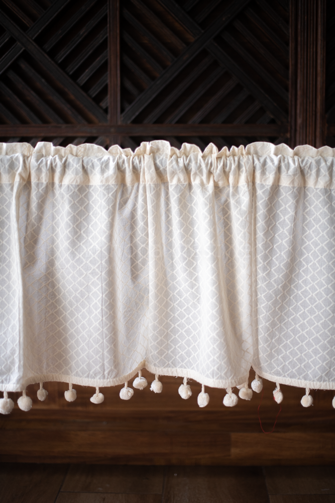 KITCHEN VALANCE WITH POMPOM LACE-customisable