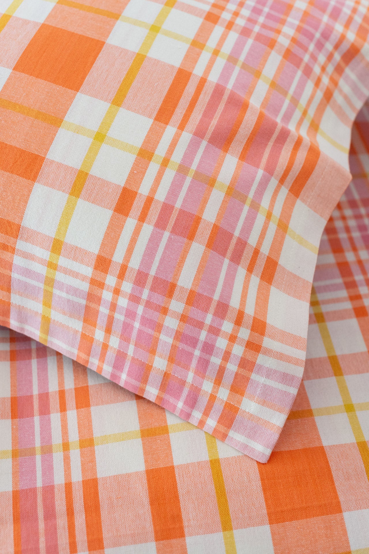 Cotton woven Bedsheet with pillow cover-Single bedsheet
