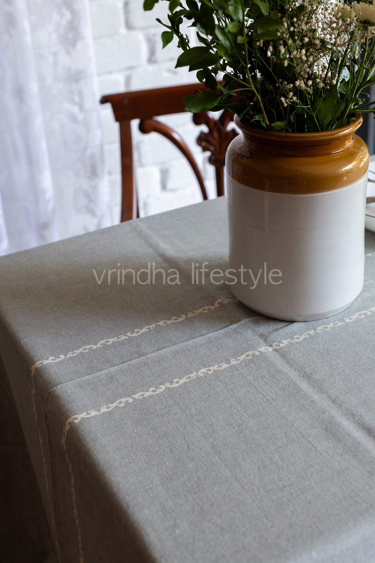 PRINTED COTTON TABLE CLOTH -6 seater