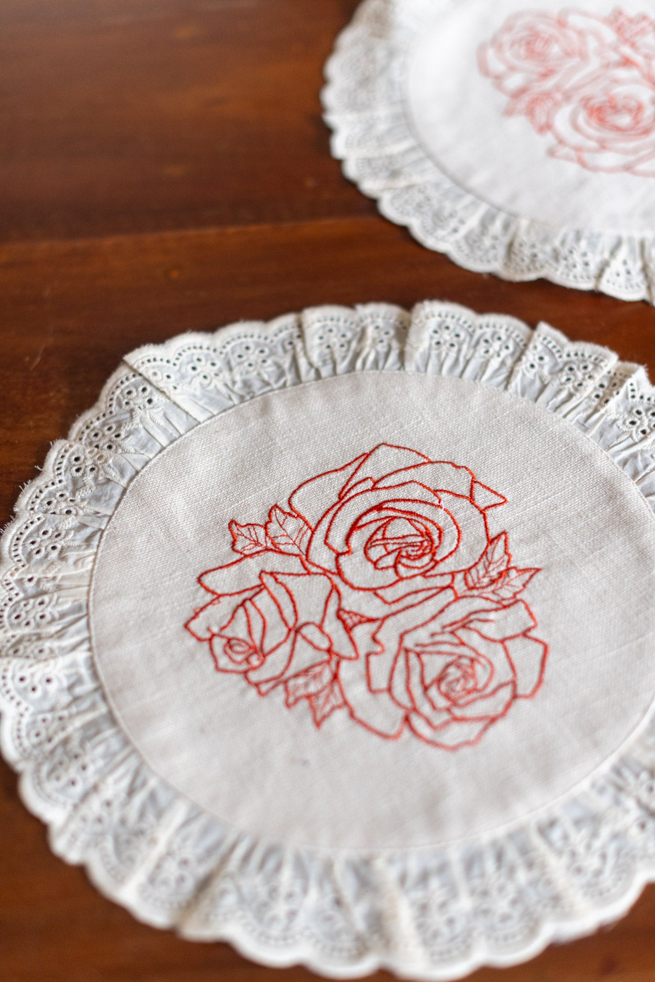 Round embroidered table mat with lace detailing ,12 inches-Single unit