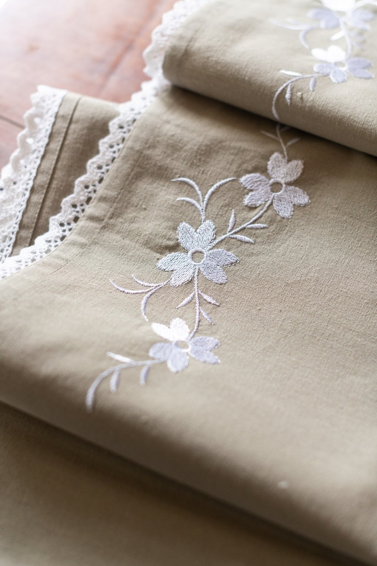 Cotton table runner with embroidery13x61 inches-customisable