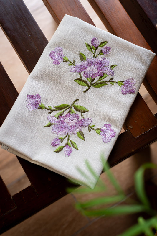 Cotton slub table mat/runner with floral embroidery and lace detailing