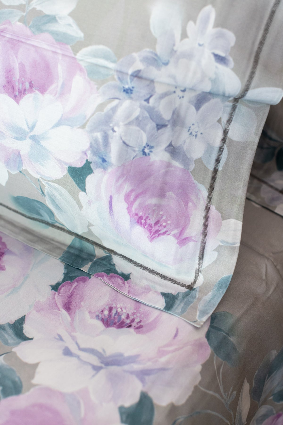 Printed Soft Satin cotton bedsheet -300 TC-Super King